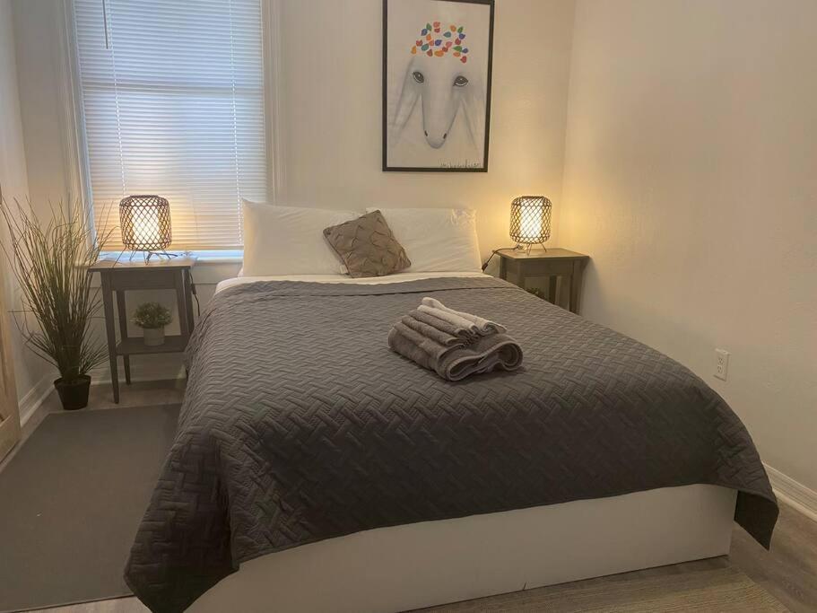 Chic Bungalow Apartment Steps From Armature Works & Downtown Riverwalk Tampa Kültér fotó