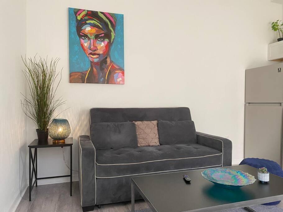 Chic Bungalow Apartment Steps From Armature Works & Downtown Riverwalk Tampa Kültér fotó