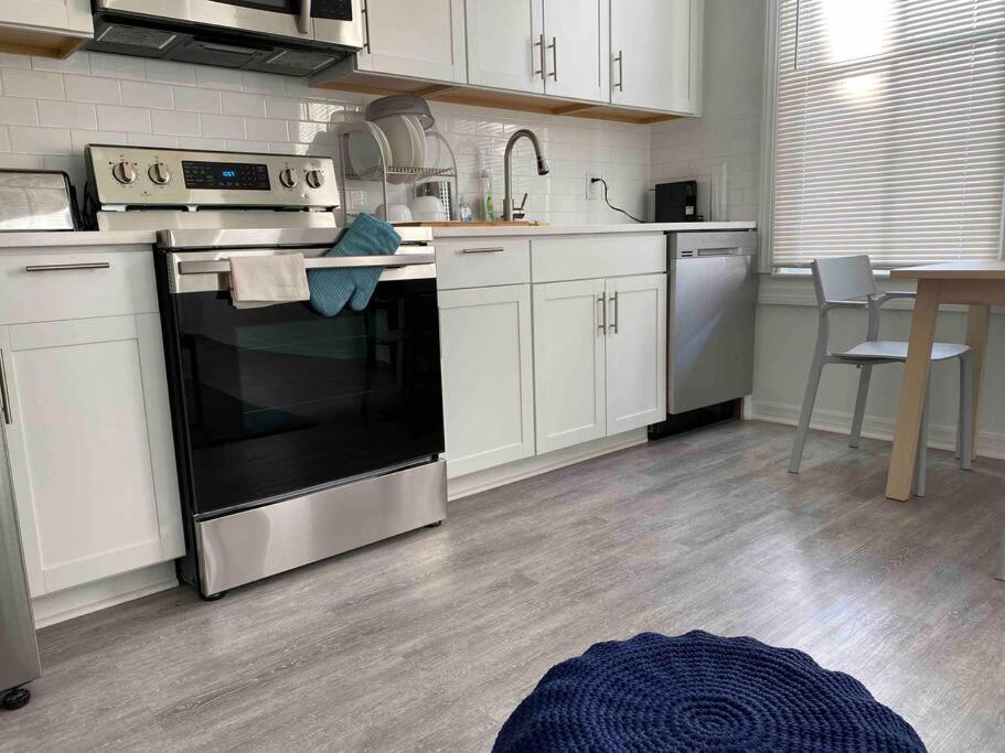 Chic Bungalow Apartment Steps From Armature Works & Downtown Riverwalk Tampa Kültér fotó