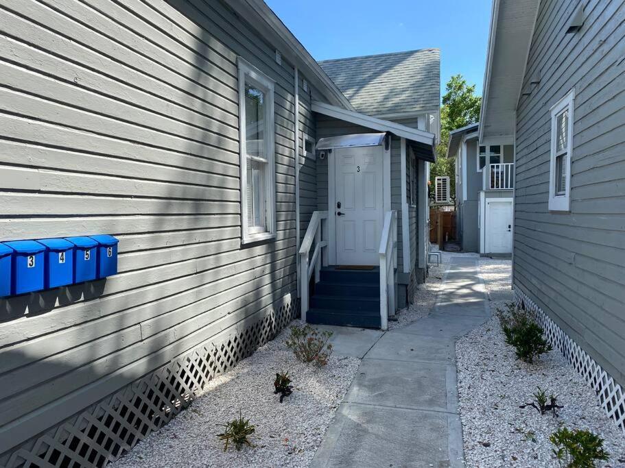 Chic Bungalow Apartment Steps From Armature Works & Downtown Riverwalk Tampa Kültér fotó