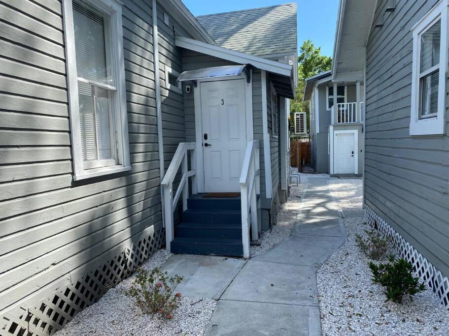 Chic Bungalow Apartment Steps From Armature Works & Downtown Riverwalk Tampa Kültér fotó