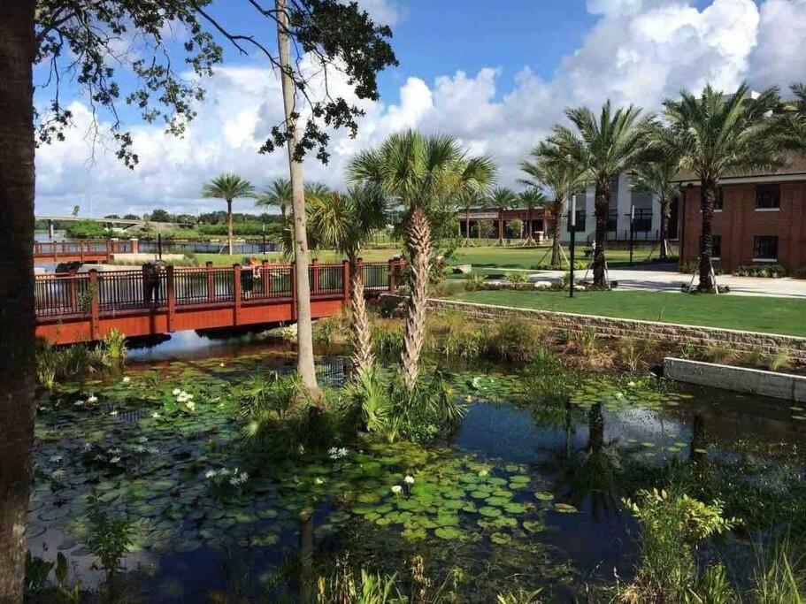 Chic Bungalow Apartment Steps From Armature Works & Downtown Riverwalk Tampa Kültér fotó